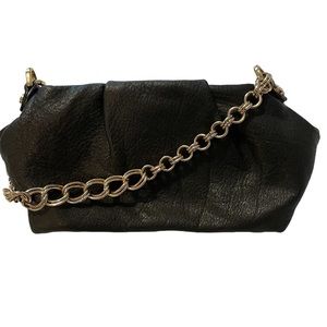 Simply Vera by Vera Wang Mini-bag, black leather with gold chain.